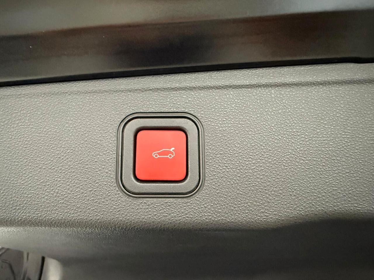 Jeep Avenger 1.2 Turbo 100 CV Summit