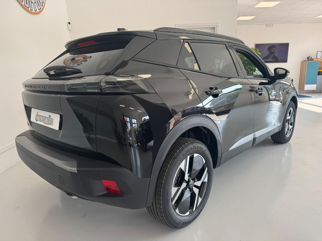 PEUGEOT 2008 PureTech 100 S&S Allure