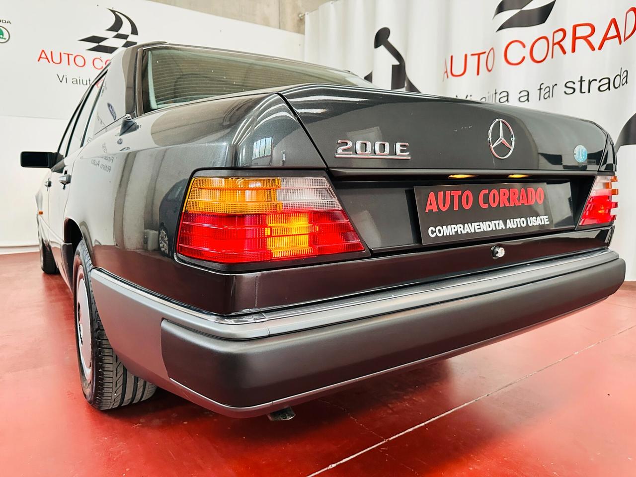 Mercedes-benz 200E W124 BERLINA ASI 1991