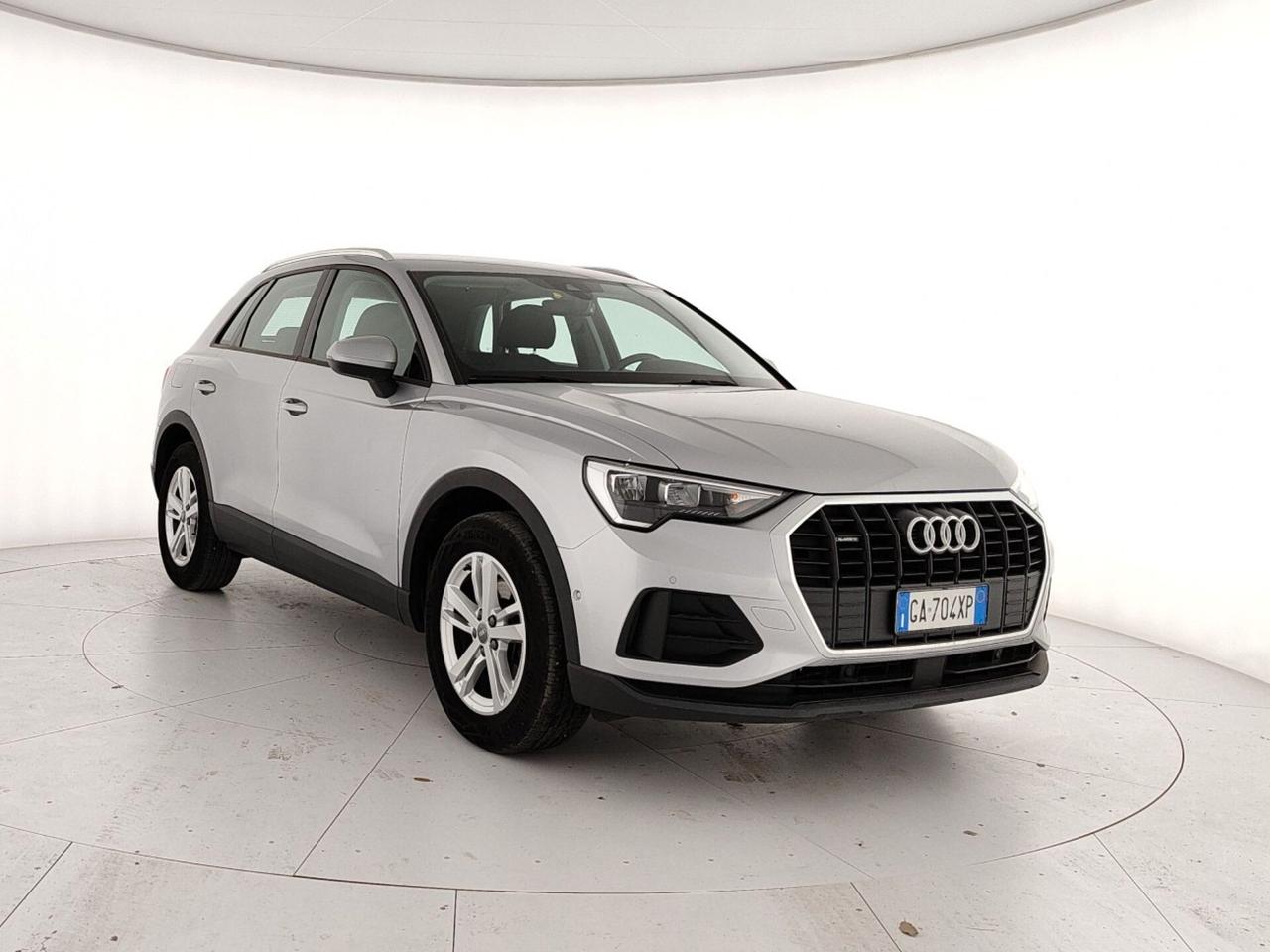 Audi Q3 35 TDI quattro Business