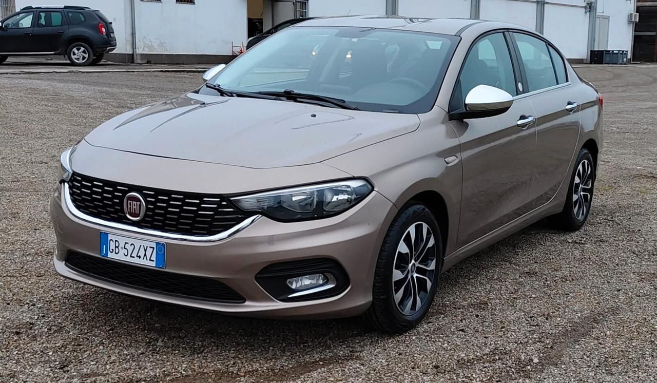Fiat Tipo 1.0 4 porte