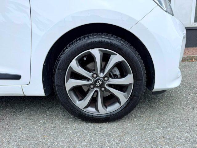 HYUNDAI i10 1.0 MPI Login NEOPATENTATI - BT - 15