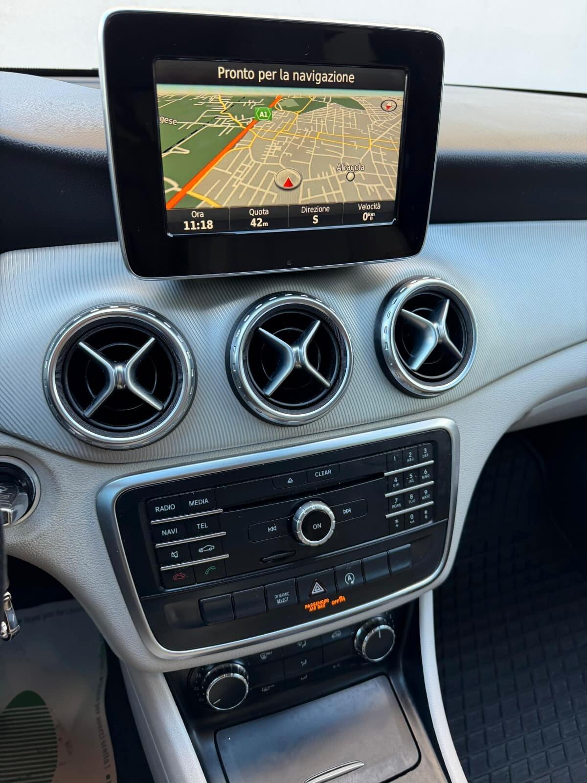 Mercedes-benz GLA 200 d Automatic Sport