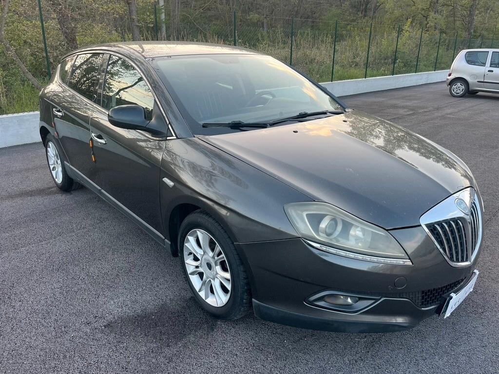 Lancia Delta 1.6 MJT DPF 105 CV Gold