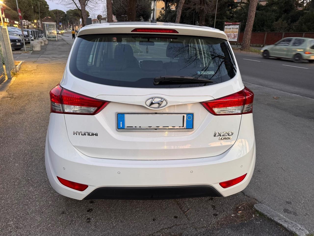 Hyundai iX20 1.4 CRDI 90 CV neopaten garanzia 12 m
