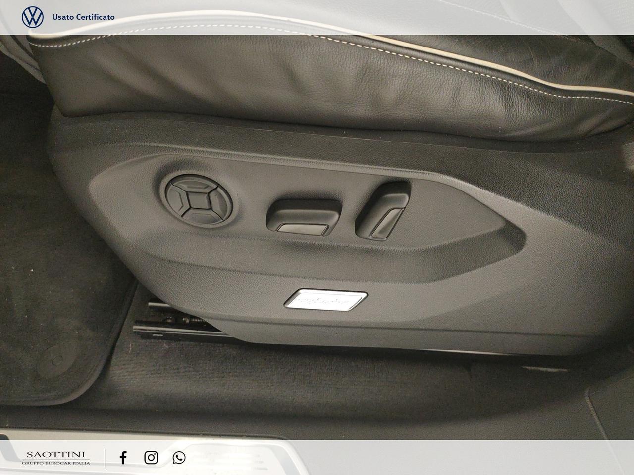 3.0 TDI Elegance R-line exterior pack Tiptronic