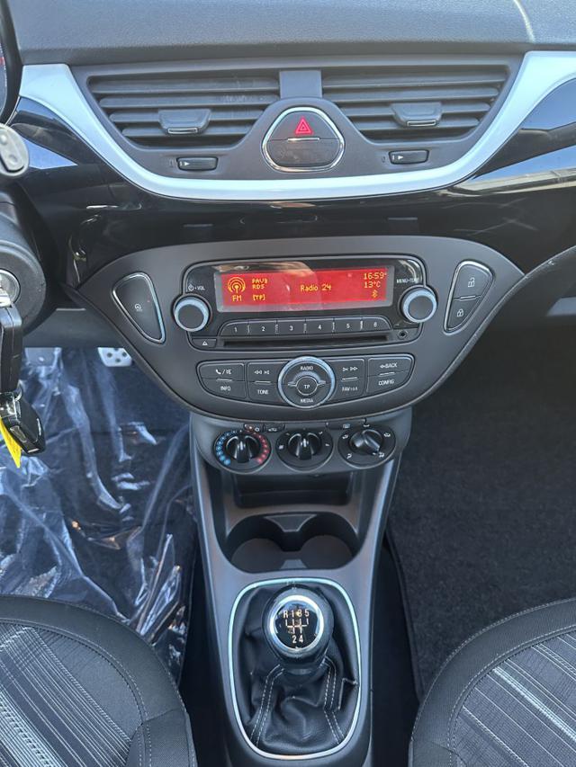 OPEL Corsa 1.2 Coupé BLACK EDITION