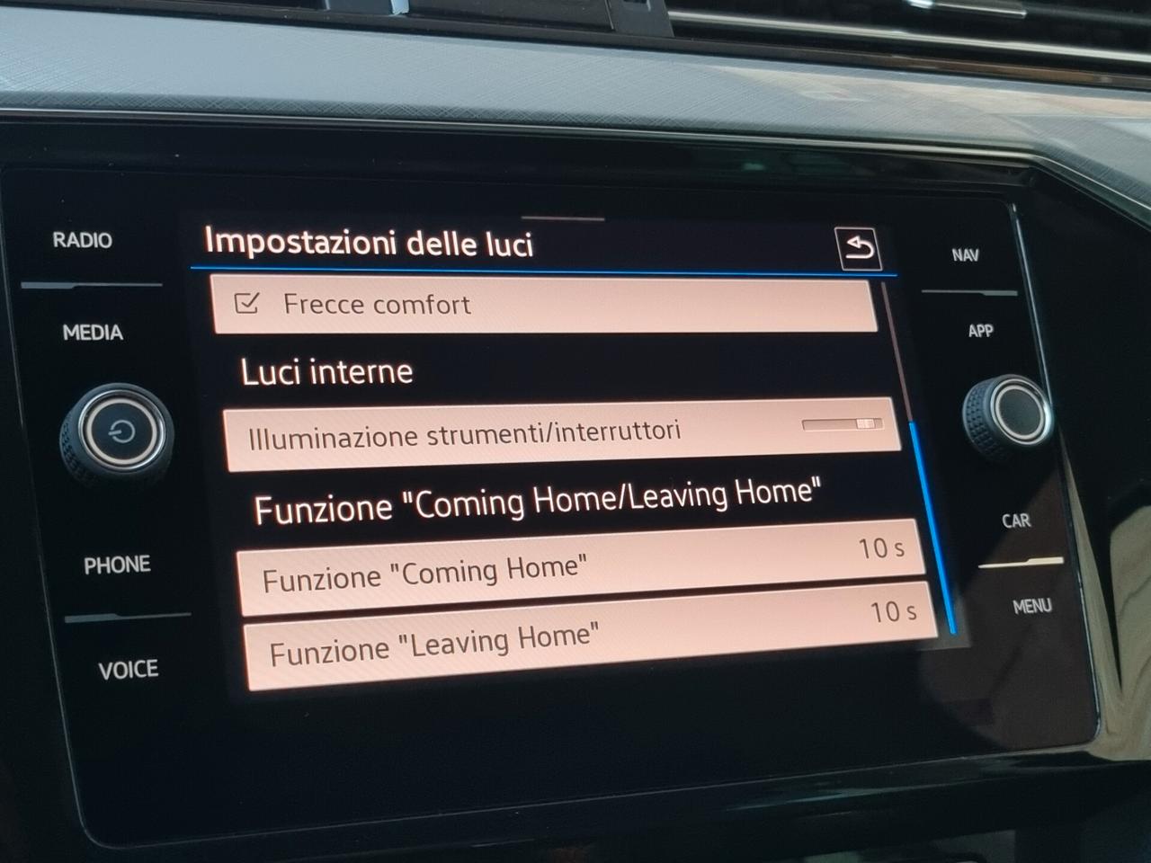 Volkswagen Passat Variant 2.0 TDI SCR EVO DSG Business 150cv