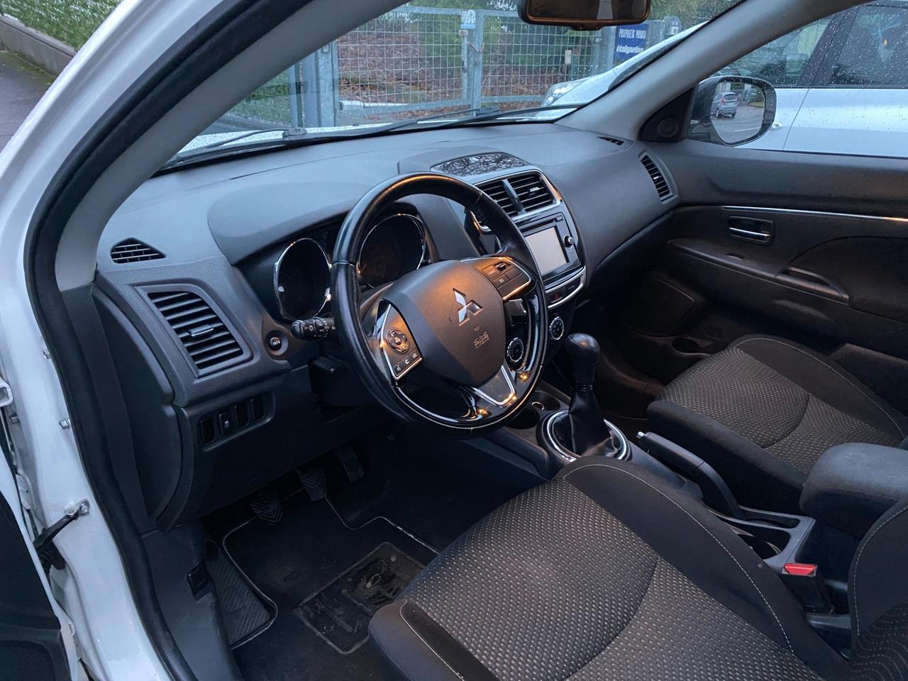 Mitsubishi ASX 1.6 2WD GPL Bi-Fuel Instyle Panoramic