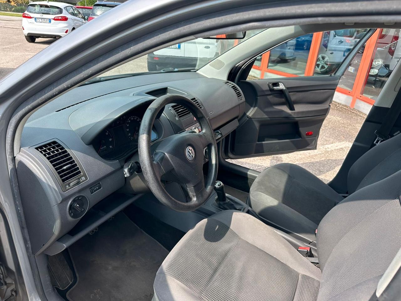 Volkswagen Polo 1.2/70CV 12V 5p. Comfortline