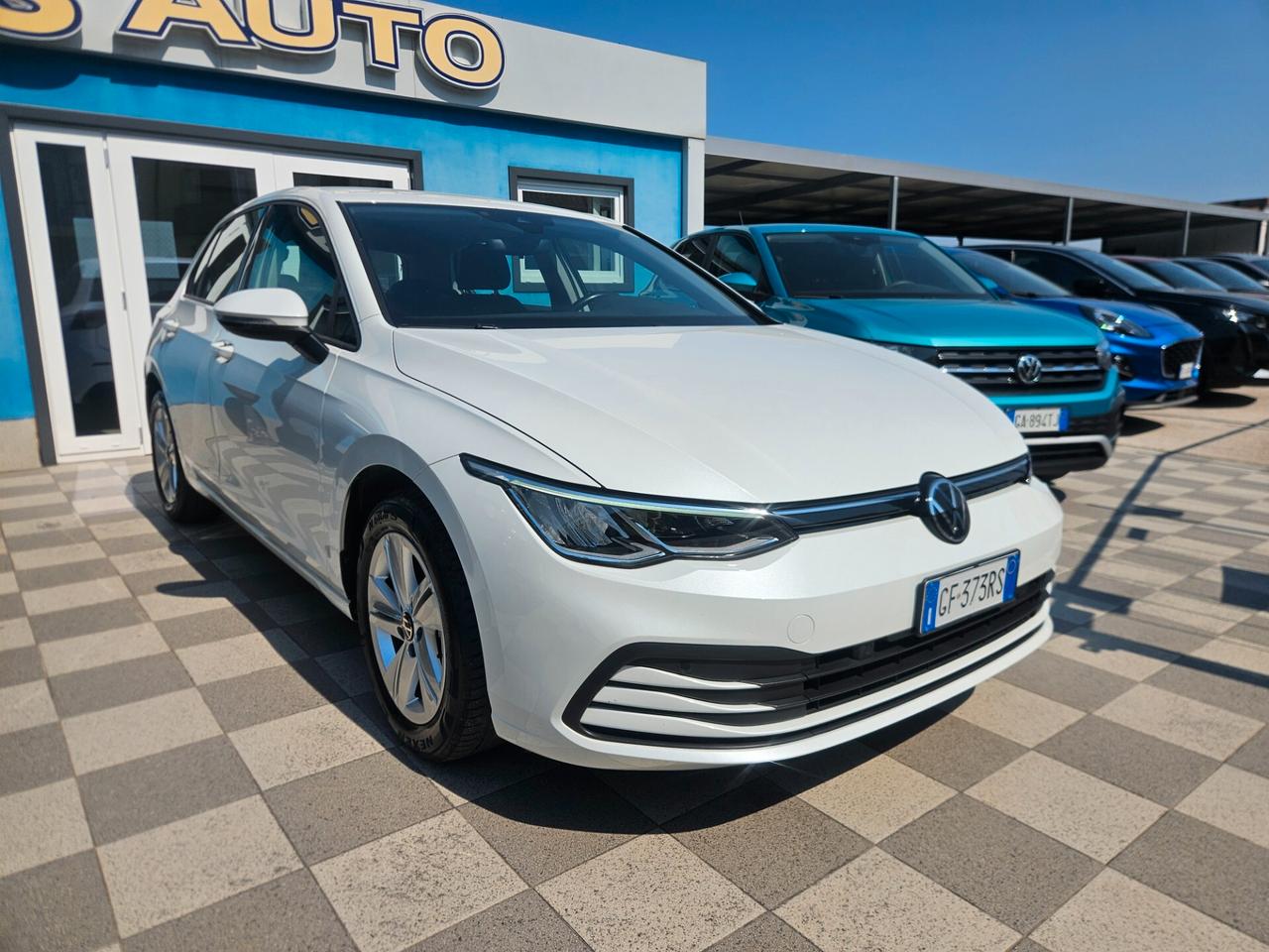 Volkswagen Golf 8 1.0 eTSI 110cv EVO DSG Life