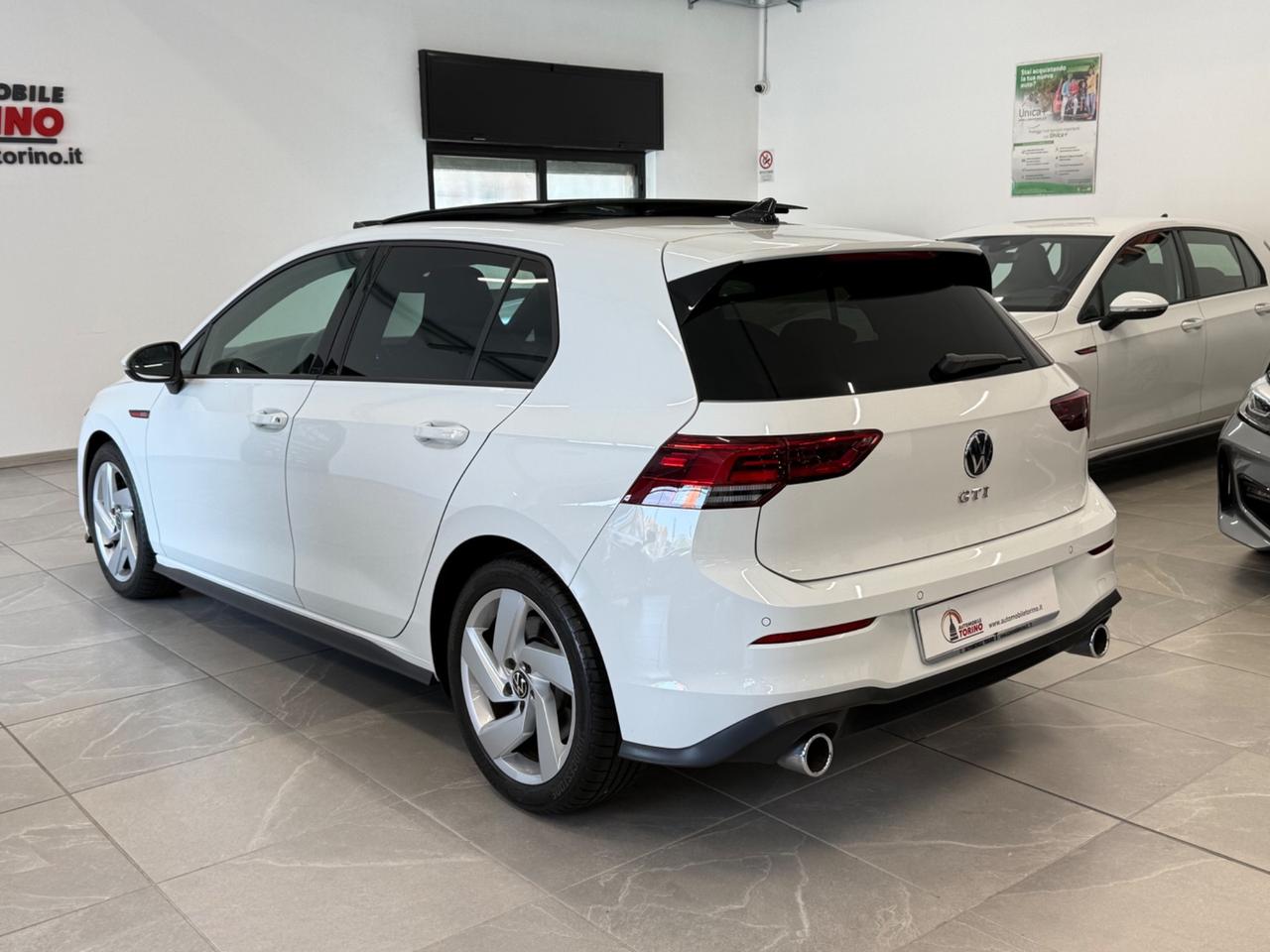 Volkswagen Golf GTI Golf 2.0 TSI GTI DSG PERFORMANCE