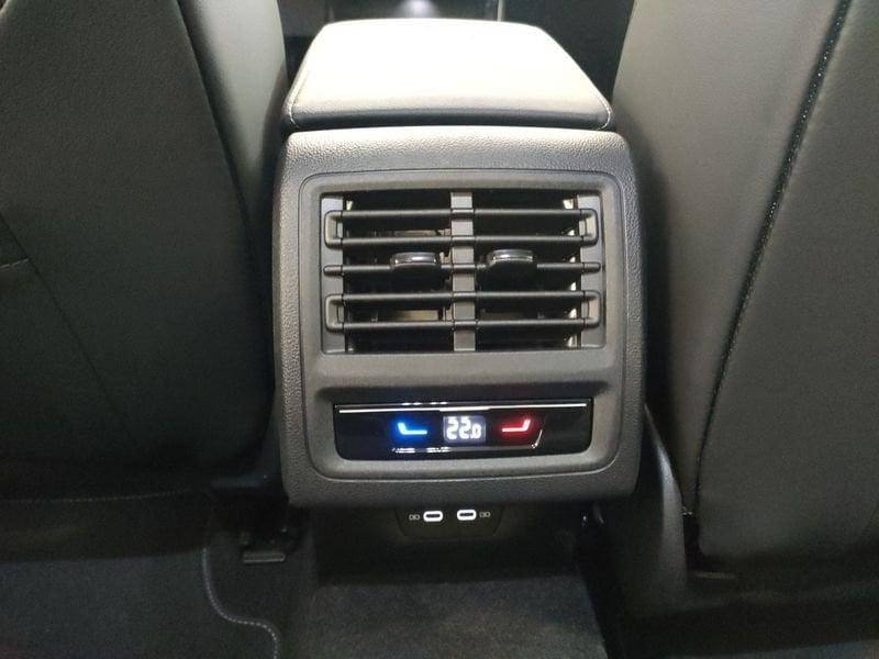 Volkswagen Golf Golf 1.5 TSI eHybrid DSG Style