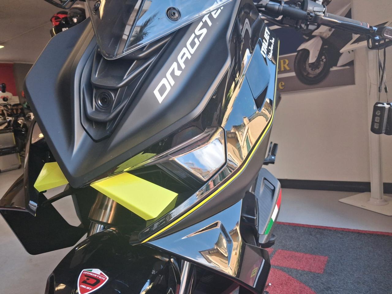 Italjet DRAGSTER 700 TWIN