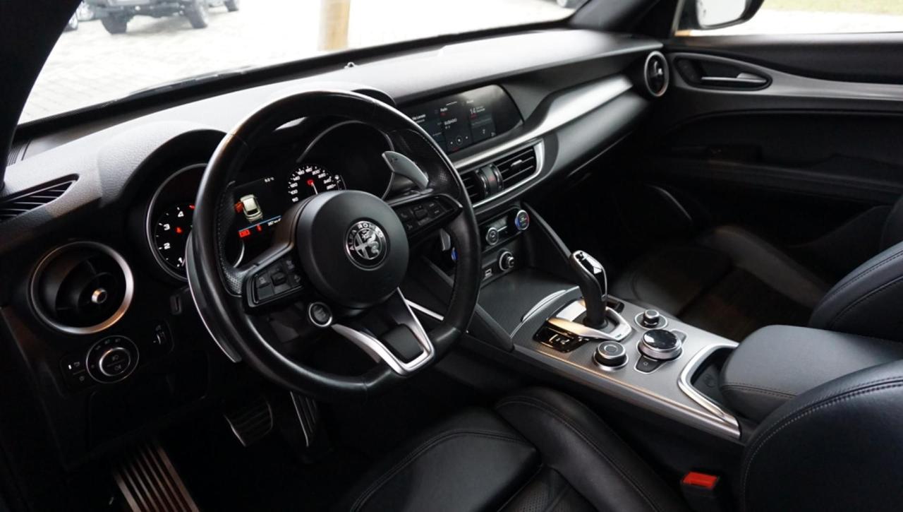 Alfa Romeo Stelvio 2.2 Turbodiesel 210 CV AT8 Q4 Veloce