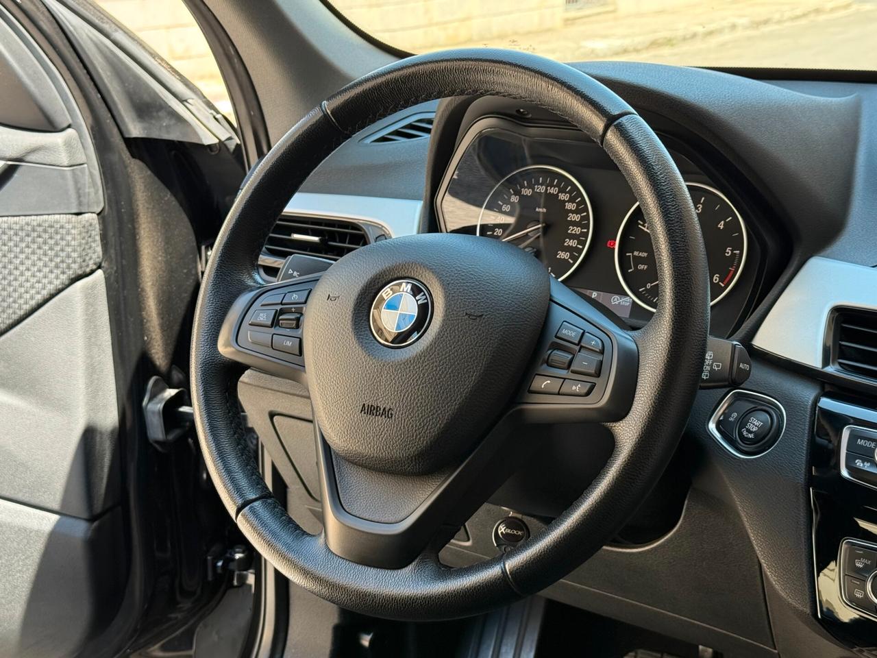 Bmw X1 xDrive18d Automatic NAVI LED - 2017