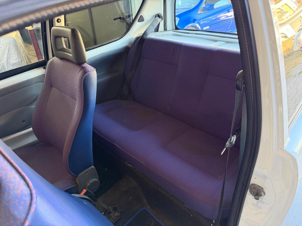 Fiat 600 1.1 benzina tenuta molto bene