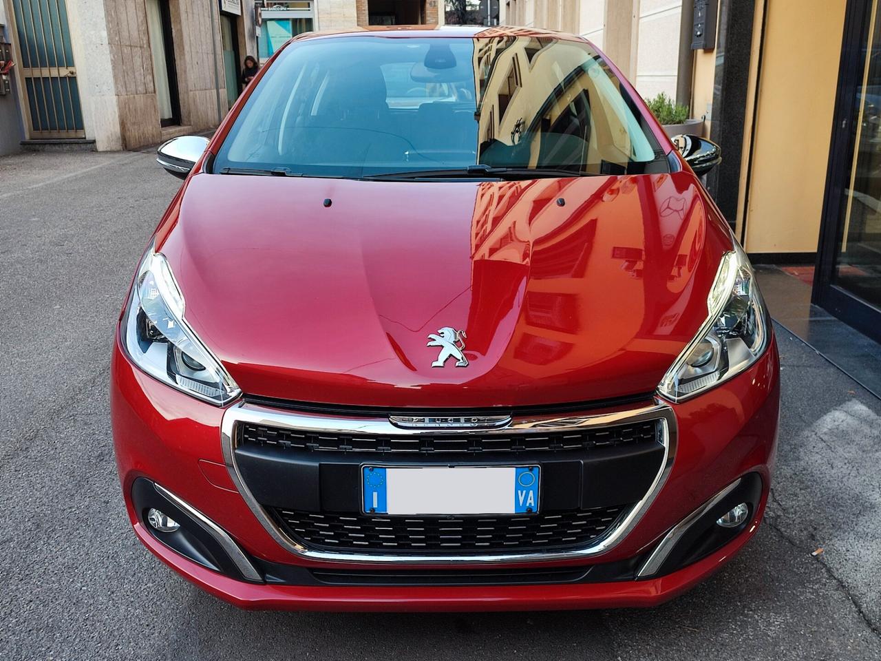 Peugeot 208 PureTech 82 5 porte Allure Ok Neopatentato