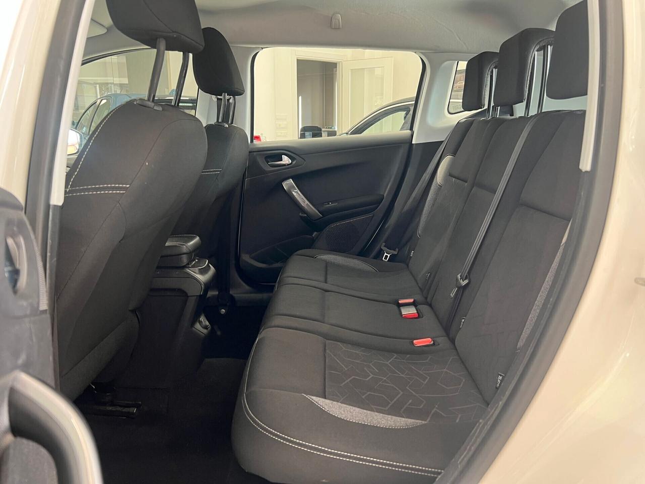 Peugeot 2008 PureTech 82 S&S Active