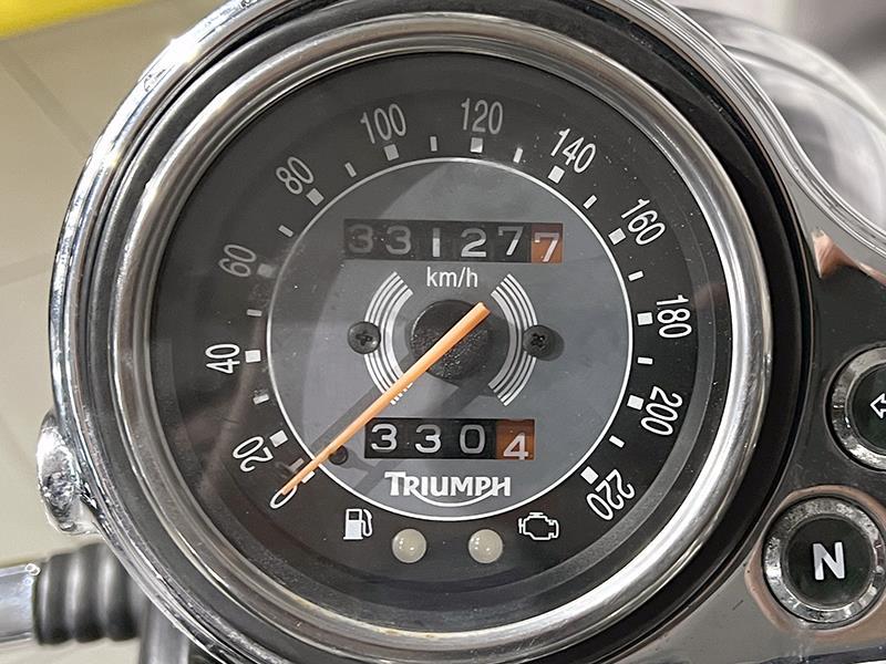 Triumph Bonneville 865 T100