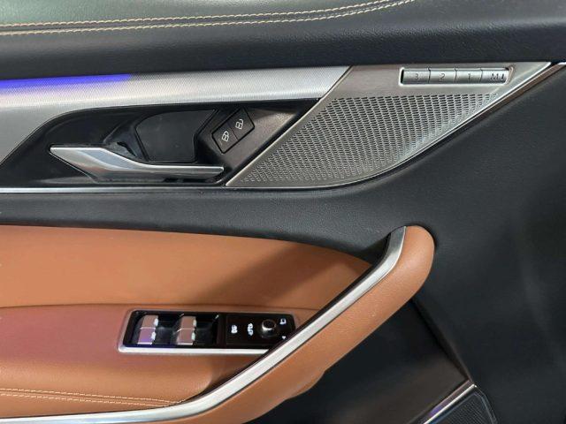 JAGUAR F-Pace 2.0 D 204 CV AWD aut. R-Dynamic SE