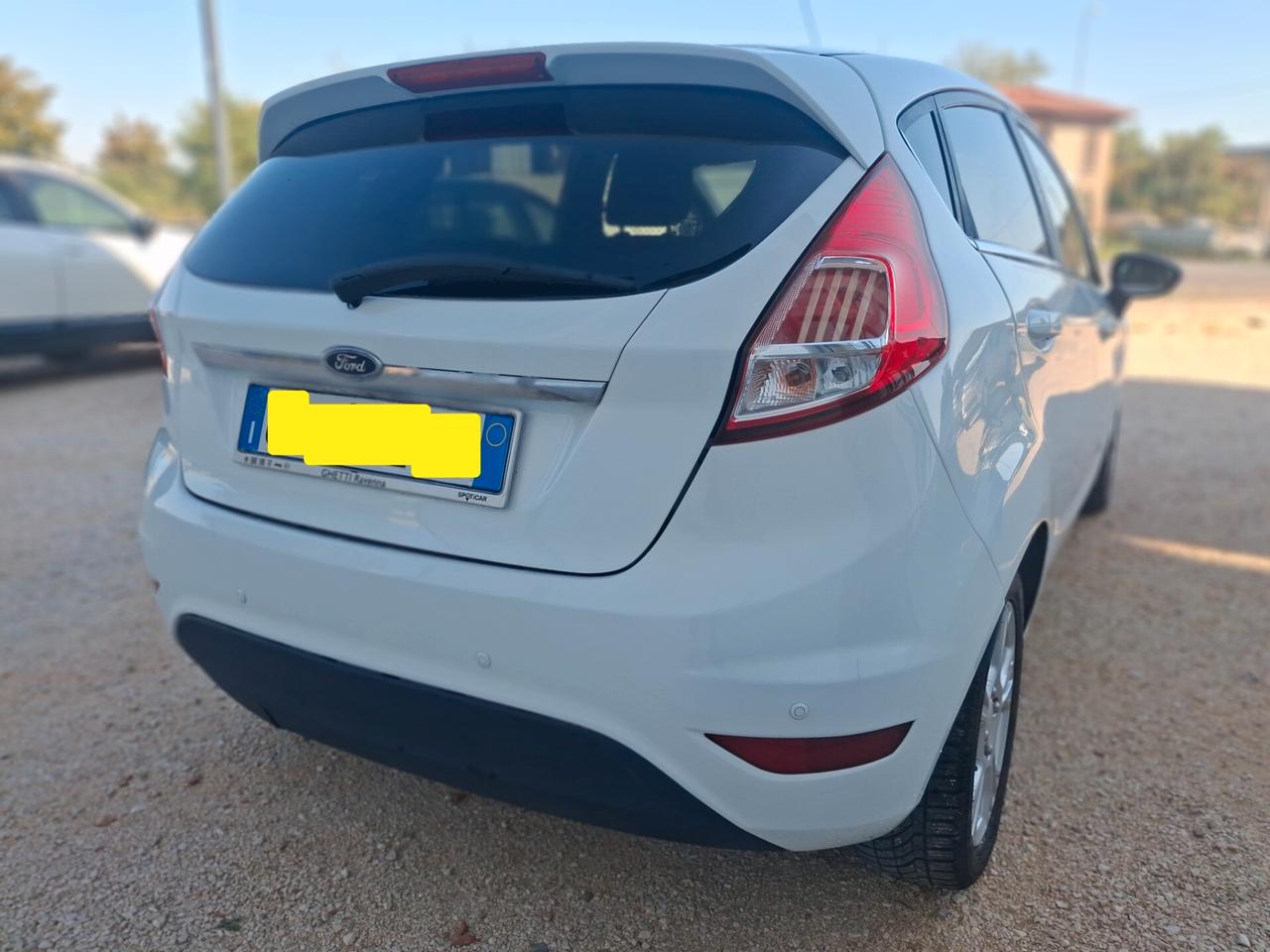Ford Fiesta 1.5 TDCi 75CV 5 porte Titanium