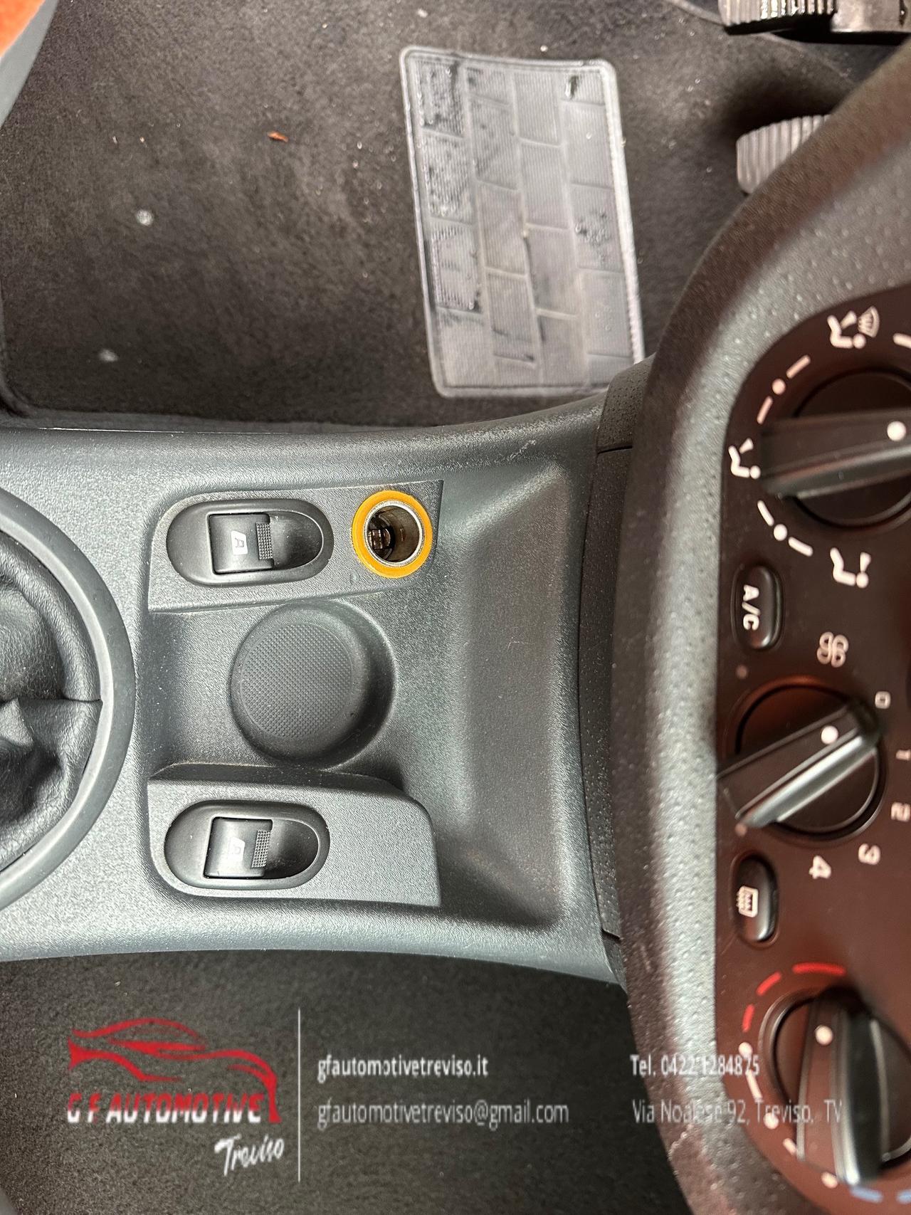 Citroen C2 1.1 Exclusive c/abs