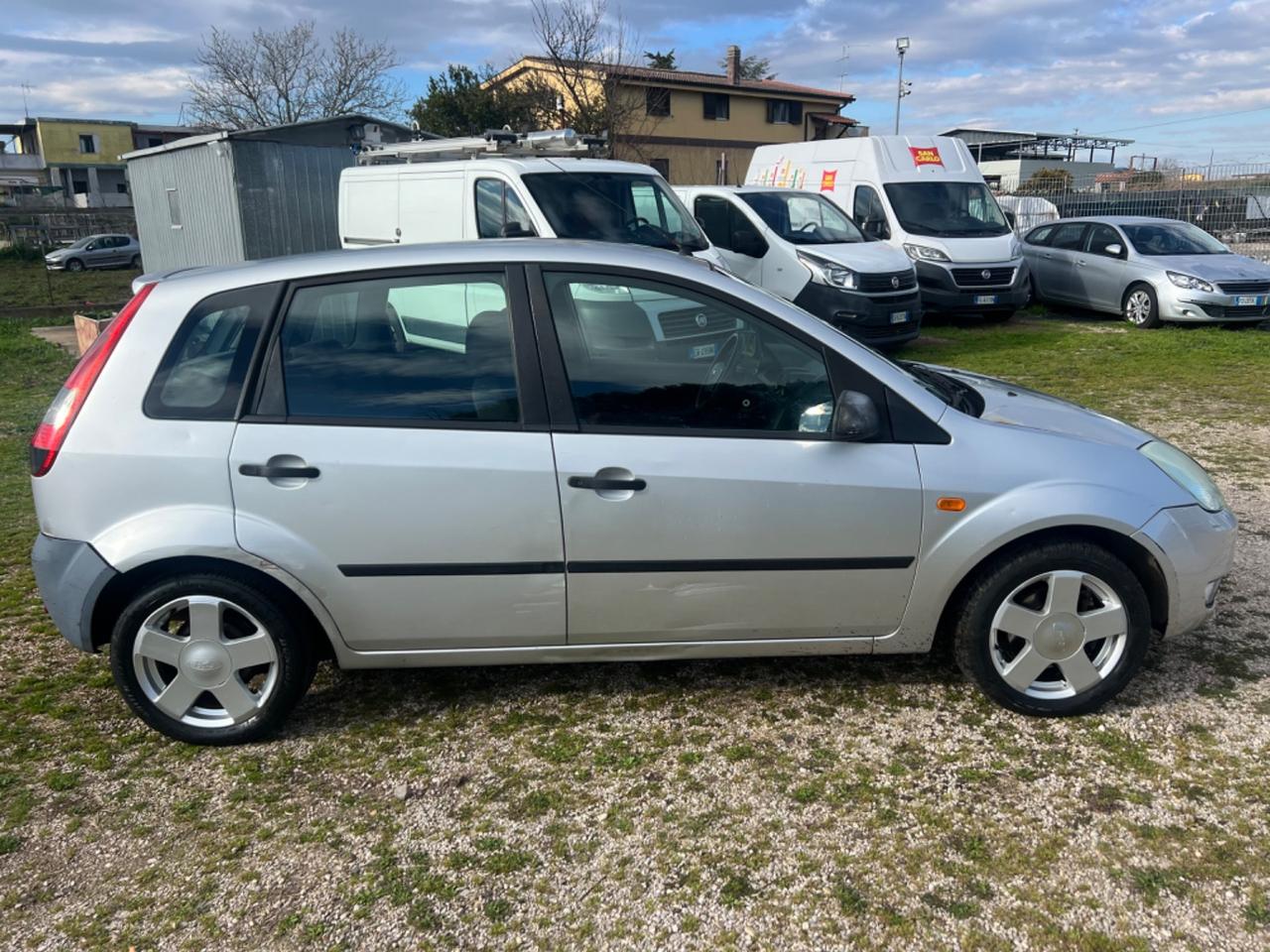 Ford Fiesta 1.4 16V 5p. Zetec