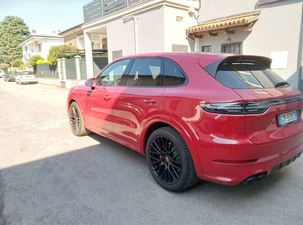 Porsche Cayenne 4.0 GTS