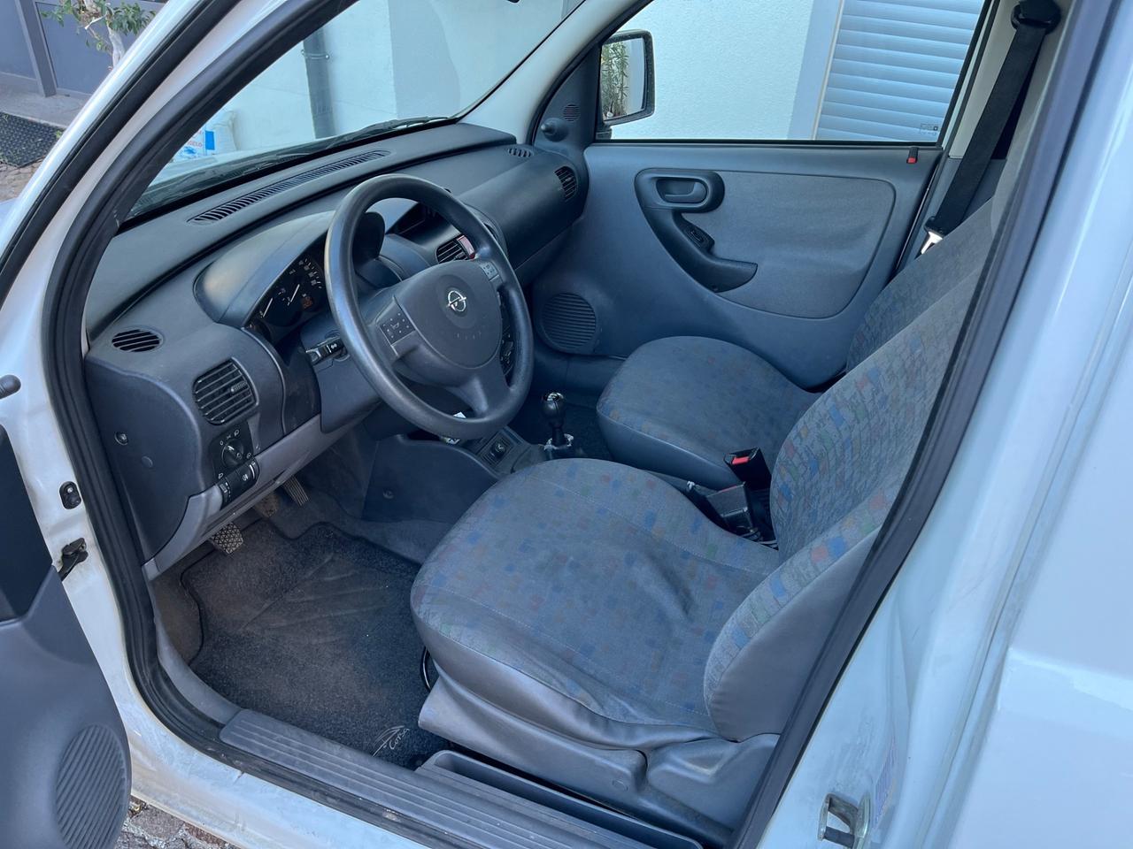 Opel Combo 1.7 CDTI 101CV 3p. Van