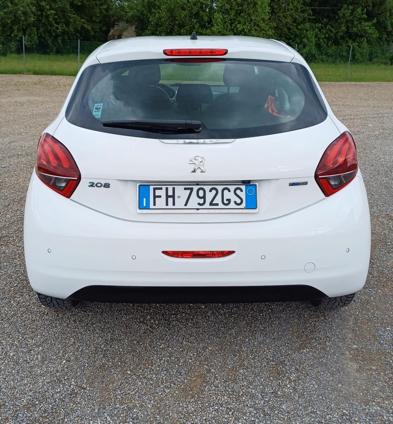 Peugeot 208 PureTech 82 5 porte Allure