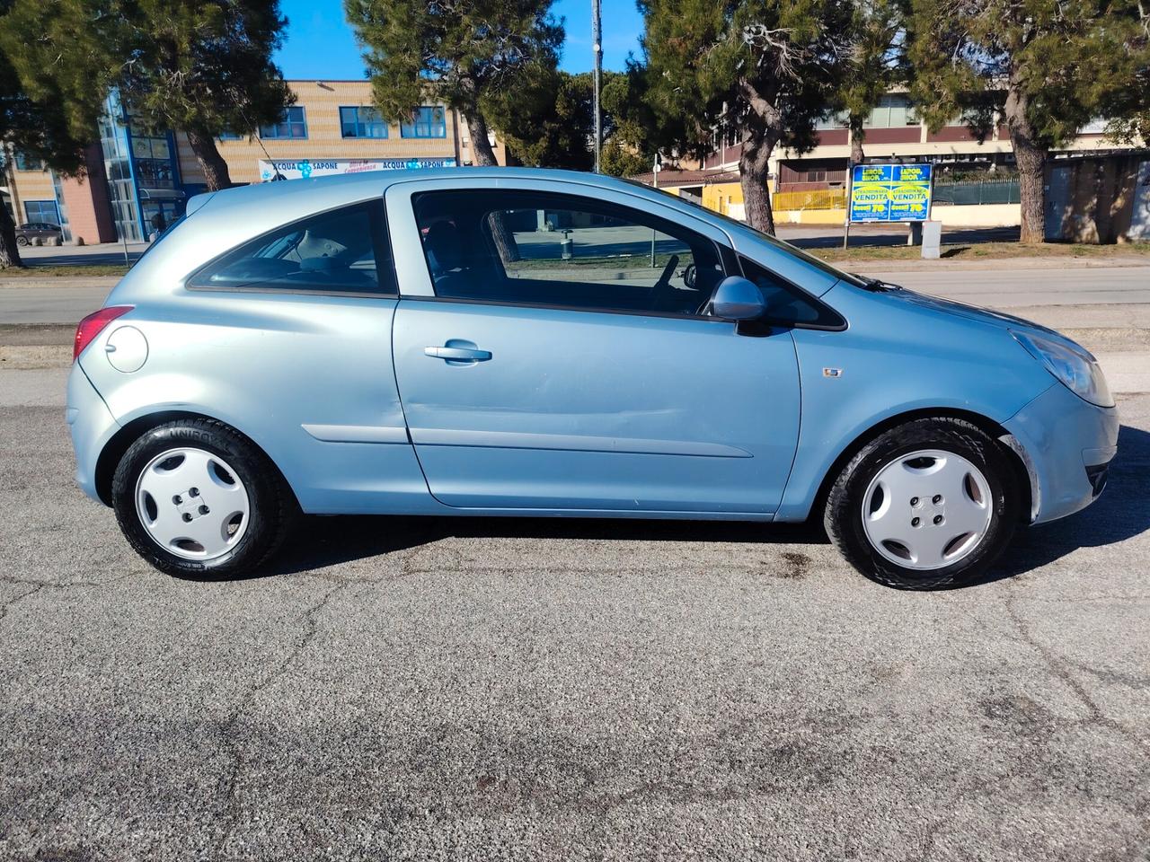 Opel Corsa 1.2i 16V cat 3 porte Silverline