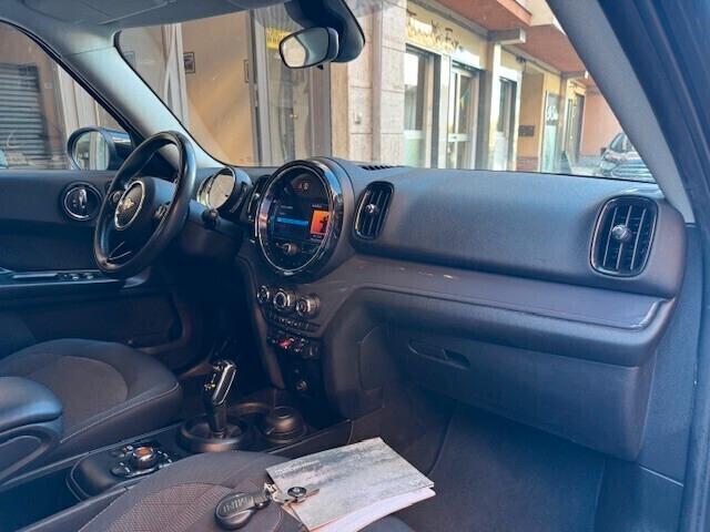 Mini Cooper Countryman 1.5 D Automatica
