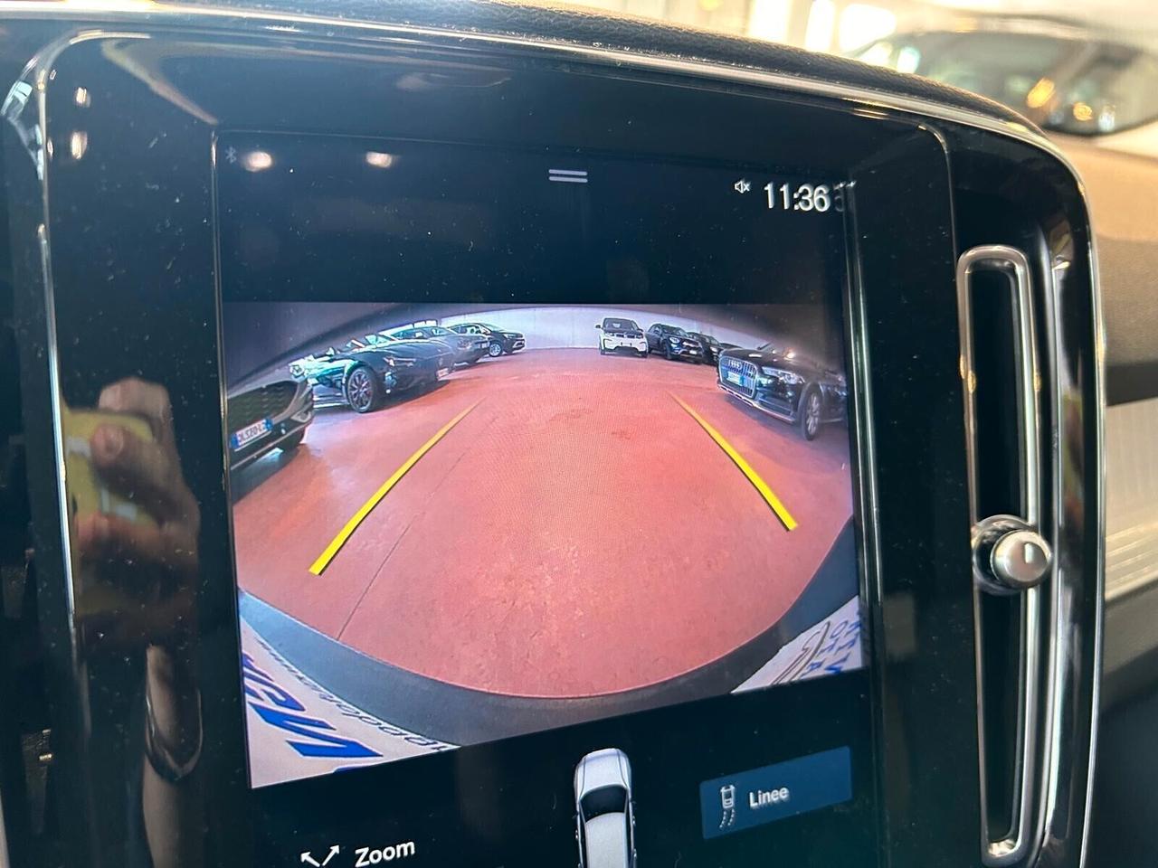 Volvo XC40 MOMENTUM PRO D3 Geartronic