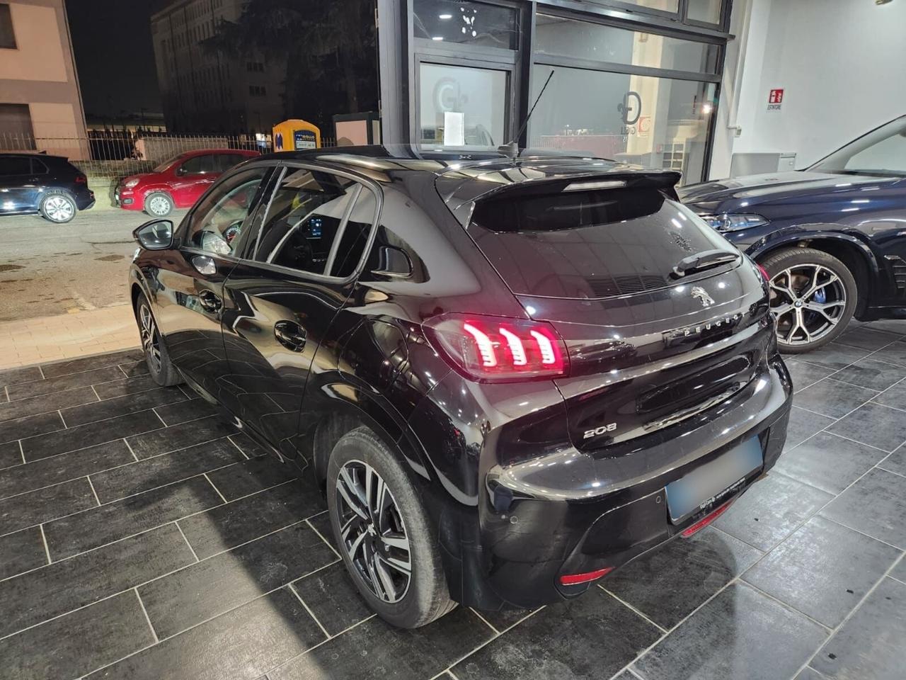 Peugeot 208 PureTech 100 Stop&Start 5 porte Allure