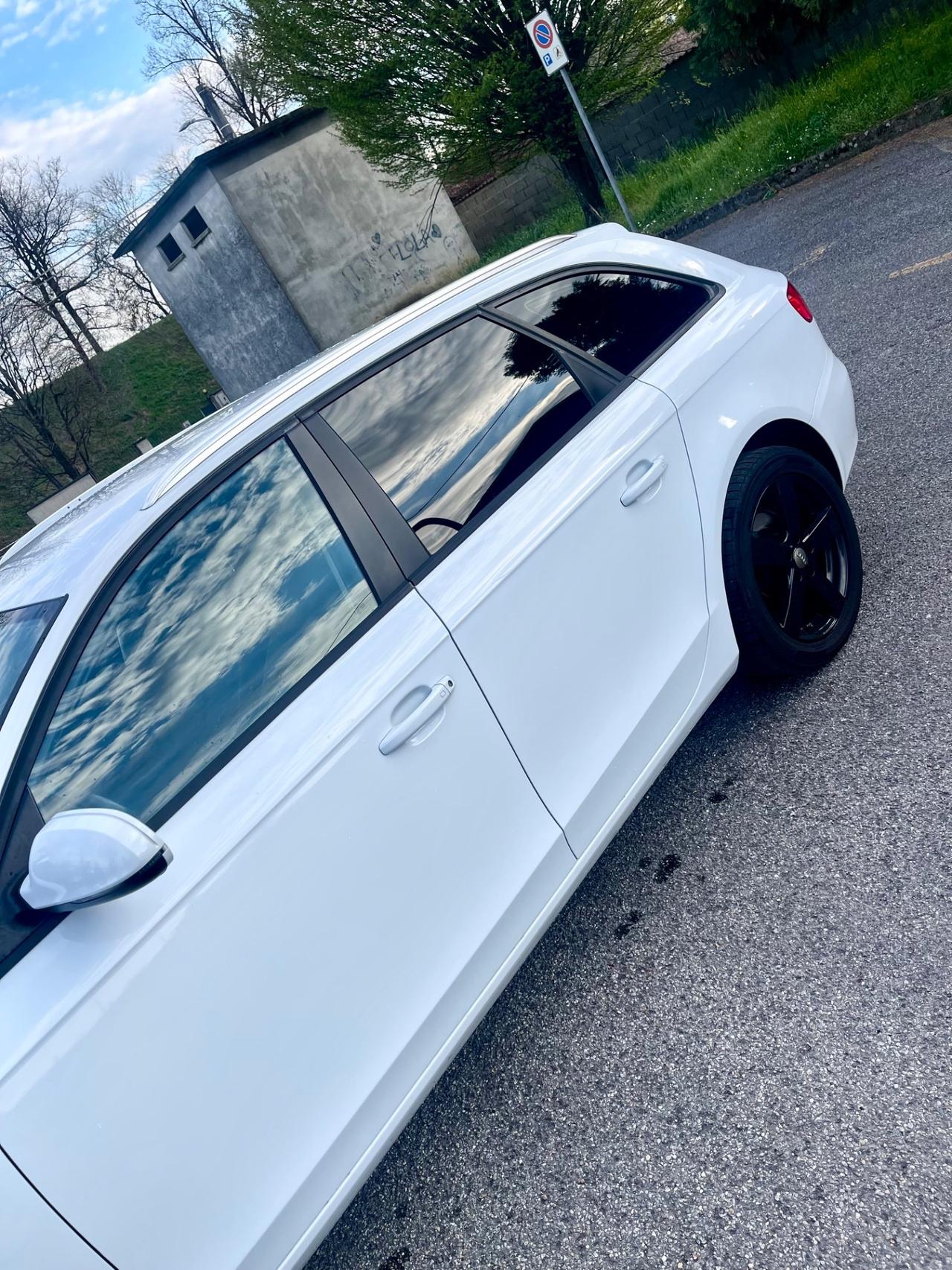 Audi A4 1.8 TFSI 120 CV Ambiente