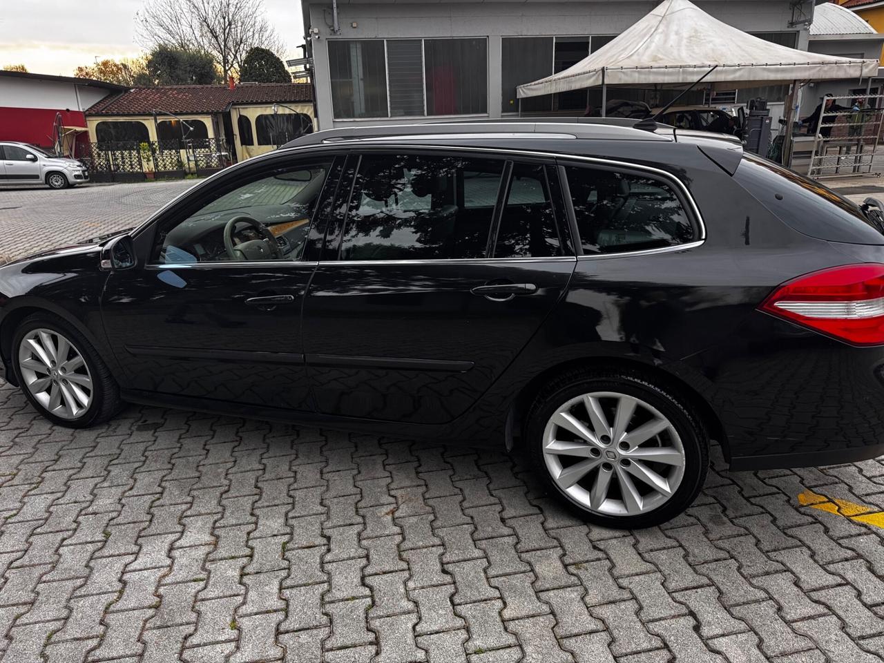 Renault Laguna 2.0 dCi 150CV SporTour Automatica
