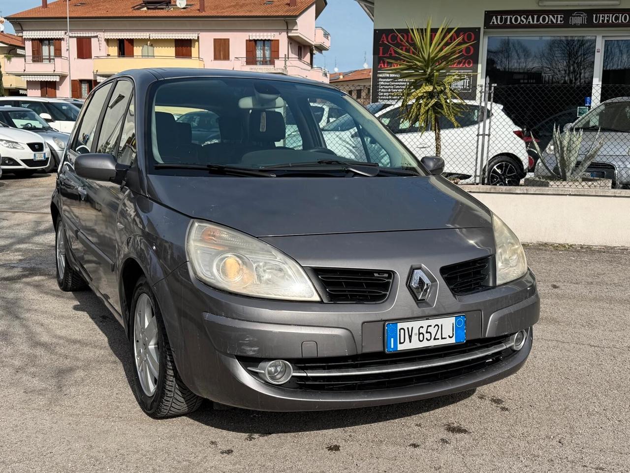 Renault Scenic Grand Scénic 1.6 16V GPL Serie Speciale PlayStation Portable