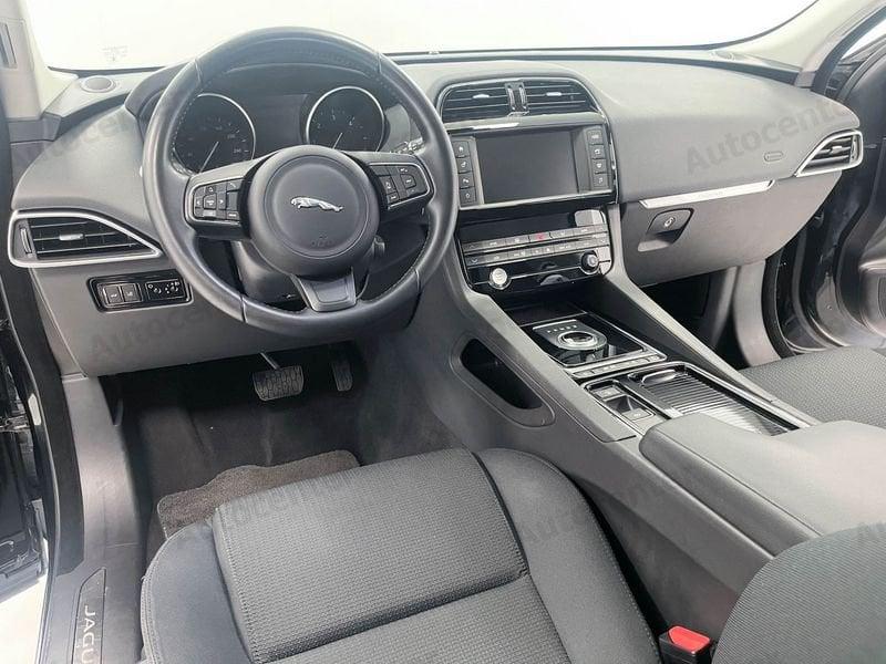 Jaguar F-Pace F-Pace 2.0d i4 Pure 180cv auto