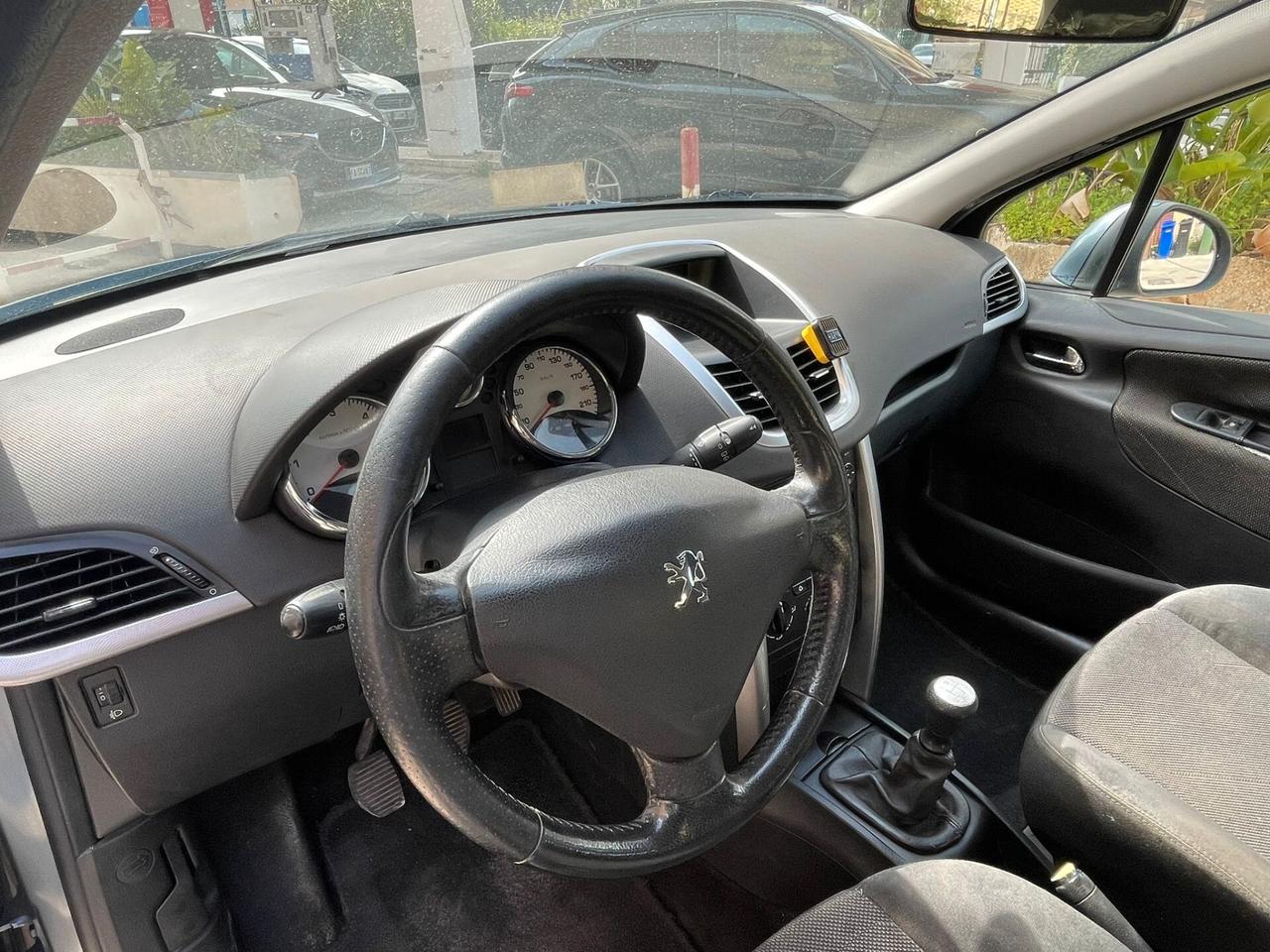 Peugeot 207 1.6 HDi 90CV 5p. XS