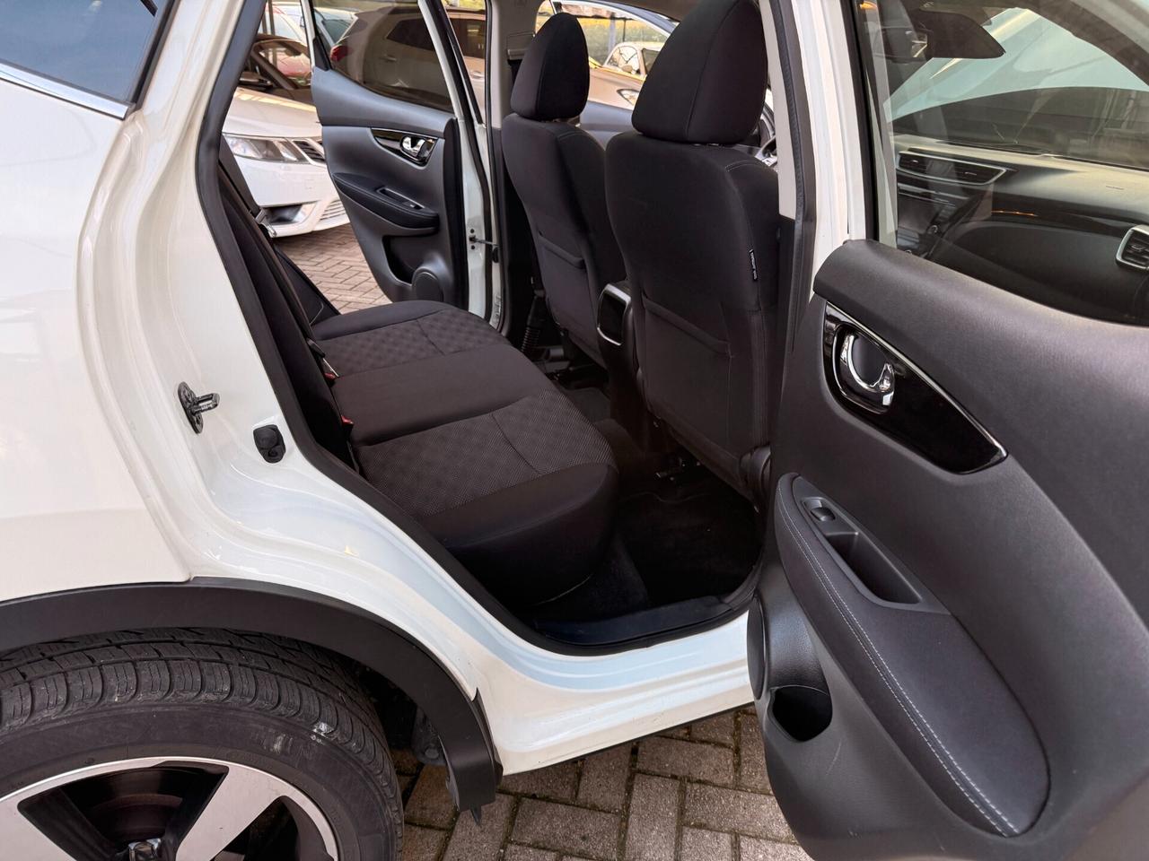 Nissan Qashqai Gancio Traino Tetto Come Nuova