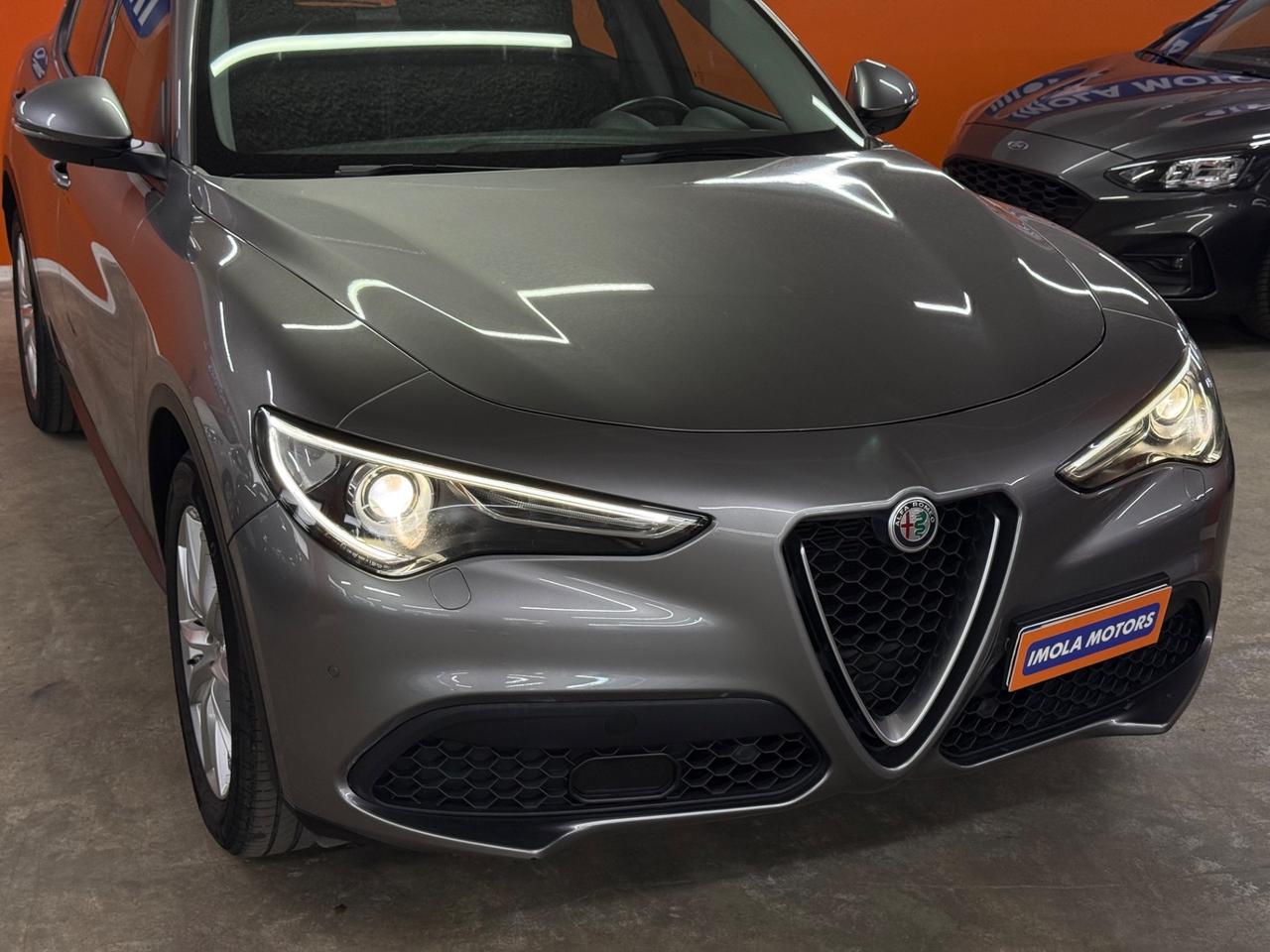 Alfa Romeo Stelvio 2.2 Turbodiesel 160 CV AT8 RWD Business