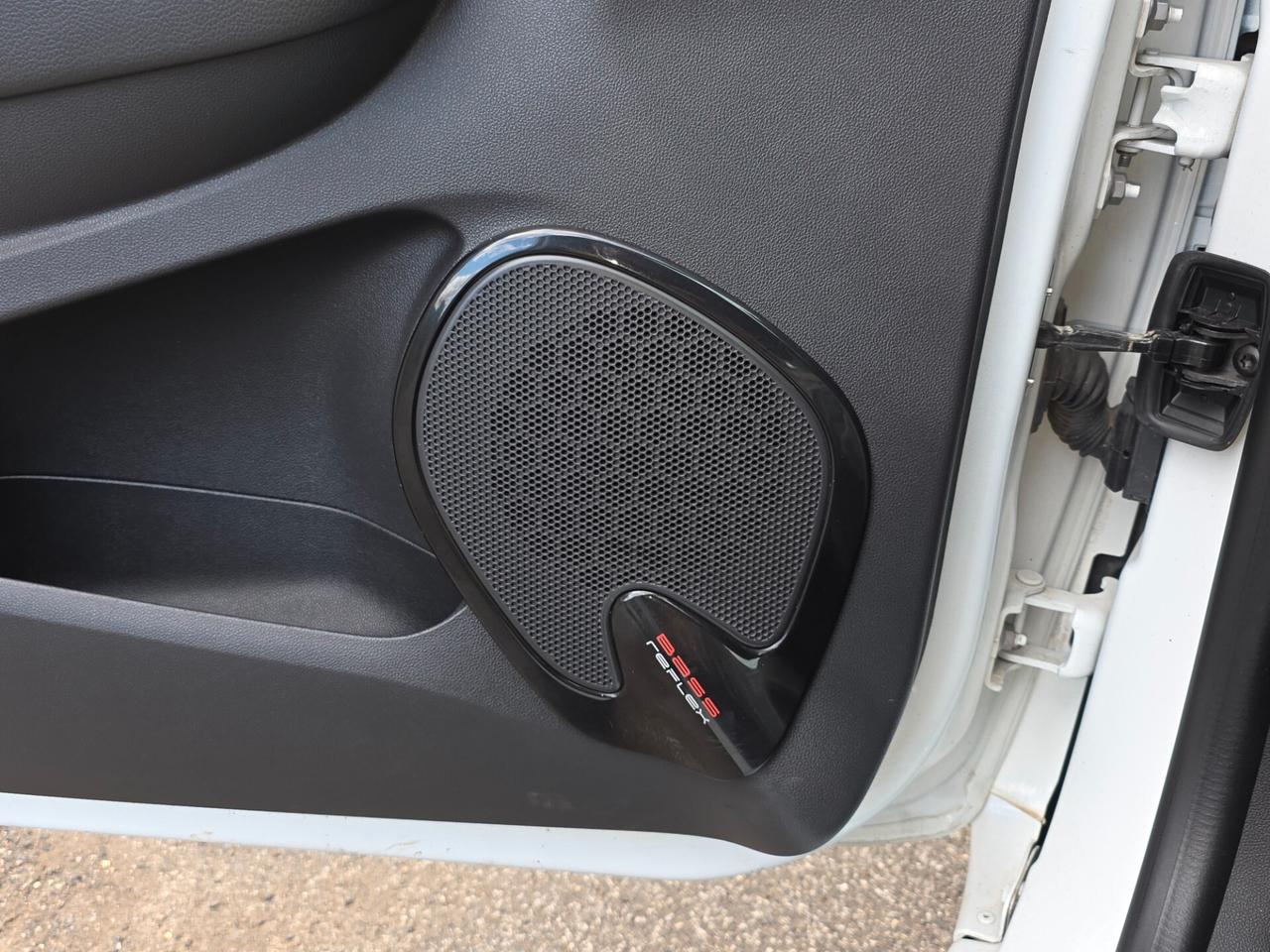 Renault Clio dCi 8V 75 CV 5 porte Moschino Zen