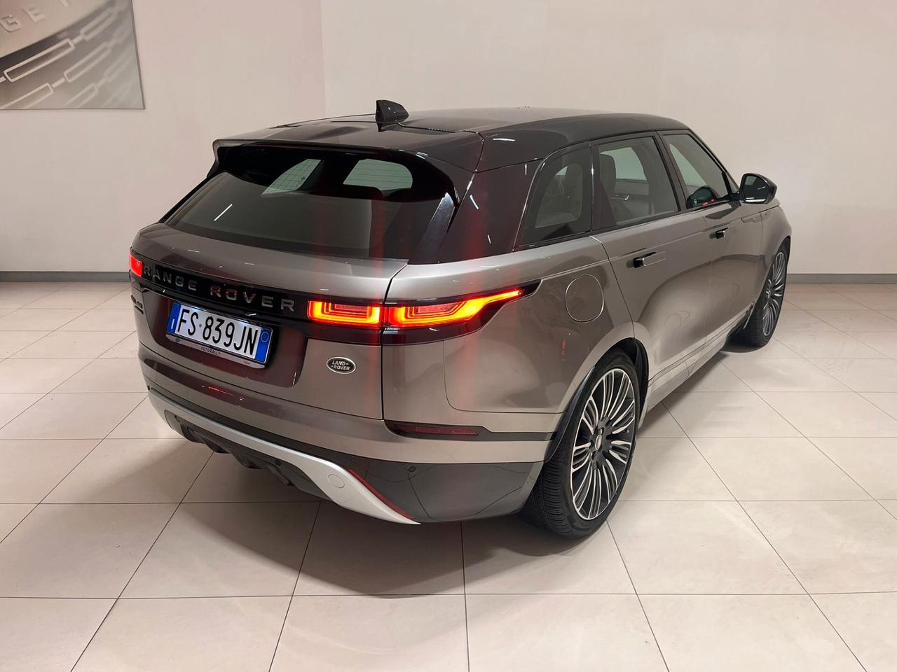 Land Rover Range Rover Velar 2.0D 240 CV R-Dynamic S *super accessoriata!*