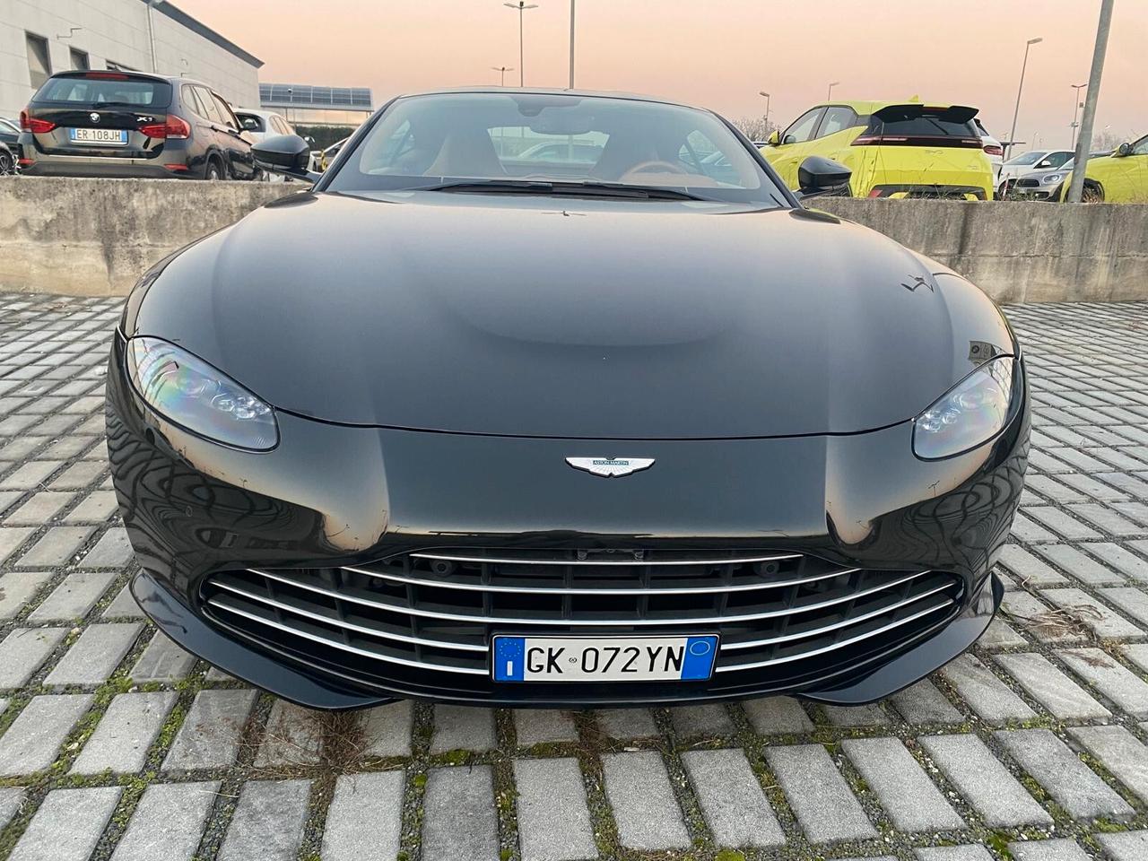 Aston Martin Vantage Coupé v8 4.0 auto
