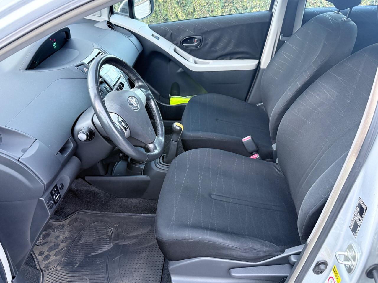 Toyota Yaris 1.3 5 porte