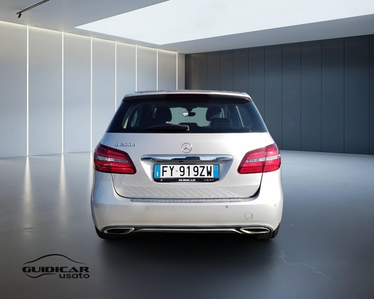 Mercedes-Benz Classe B - T246 - B 200 d (cdi) Sport auto
