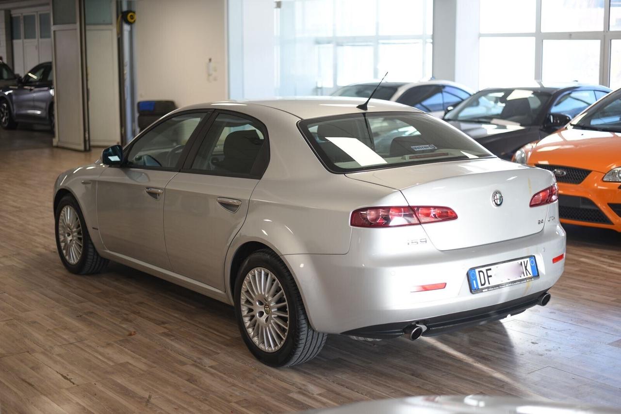 Alfa Romeo 159 1.9 JTDm 16V Exclusive Q-Tronic