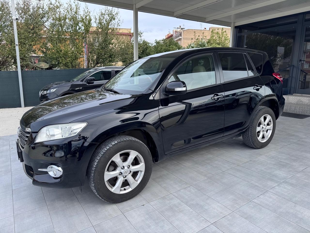 Toyota RAV 4 RAV4 Crossover 2.2 D-4D 150 CV DPF Exclusive