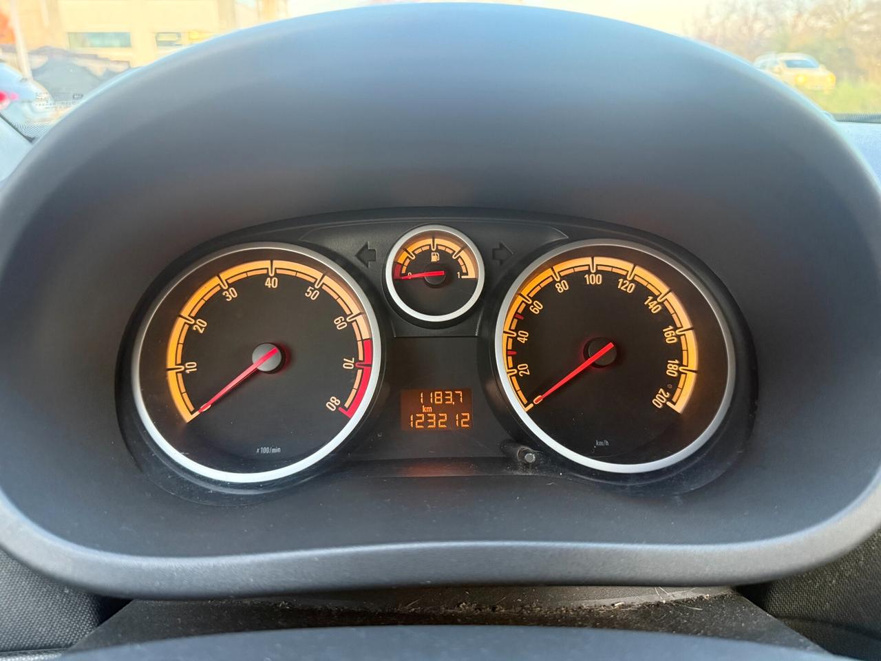 Opel Corsa 1.2 5 porte Edition